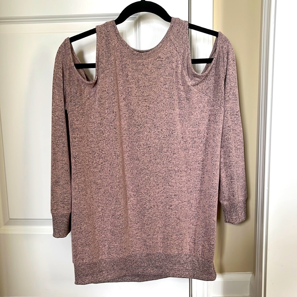 ZSupply open shoulder comfortable sweatshirt.         3/4” sleeve.